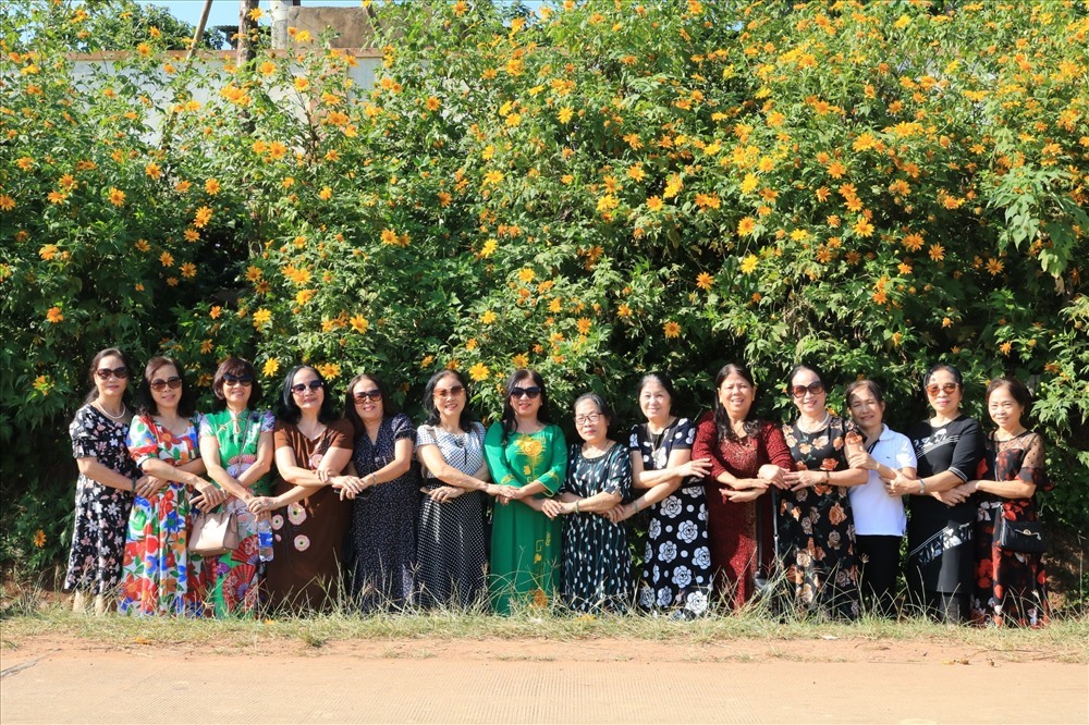 Con đường hoa dã quỳ tại xã Hướng Phùng (huyện Hướng Hóa, tỉnh Quảng Trị). Ảnh: XANH EWEC