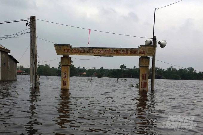 Mưa lũ đã gây ra tình trạng ngập lụt trên diện rộng ở Quảng Trị. Ảnh: Công Điền.