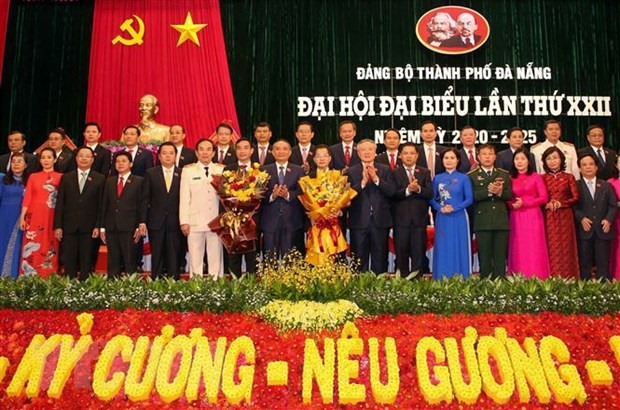 Ra mắt Ban Chấp hành Đảng bộ thành phố Đà Nẵng nhiệm kỳ 2020-2025. (Ảnh: Trần Lê Lâm/TTXVN)