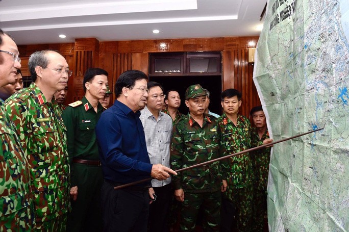 Phó Thủ tướng Trịnh Đình Dũng đang ở Quảng Nam chỉ đạo công tác tìm kiếm