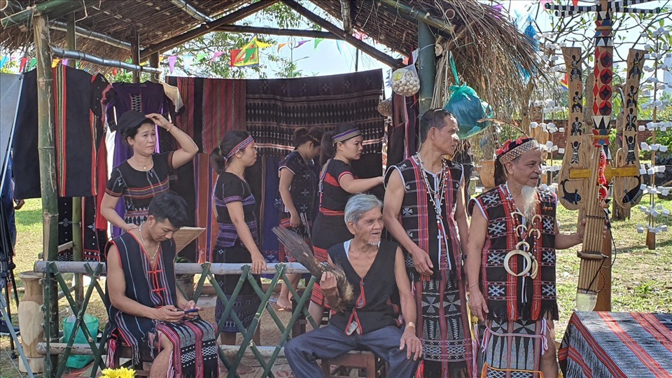 Nền văn hoá các dân tộc Việt Nam góp mặt tại ngày hội