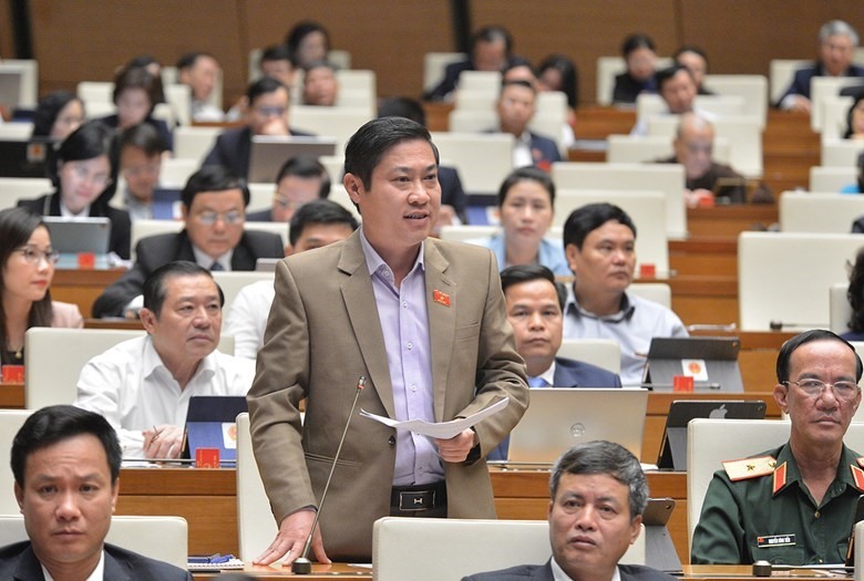 Đại biểu Phan Thái Bình (Đoàn Quảng Nam, phát biểu tại phiên thảo luận. Ảnh: Quốc hội