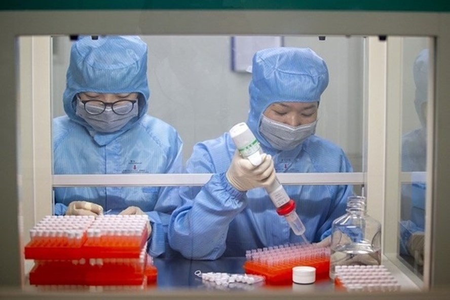 Xét nghiệm COVID-19. Ảnh: Bộ Y tế
