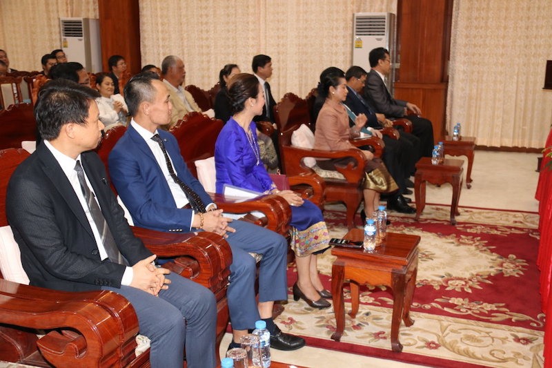 Lãnh đạo, đại diện nhiều bộ, ngành của Lào tham dự lễ ký MOU.