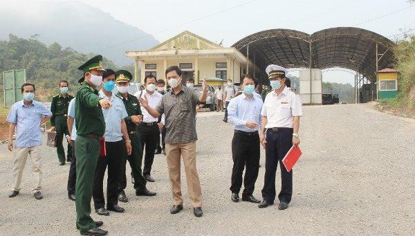 Lãnh đạo tỉnh Quảng Trị kiểm tra công tác chống dịch Covid-19 tại cửa khẩu quốc tế La Lay