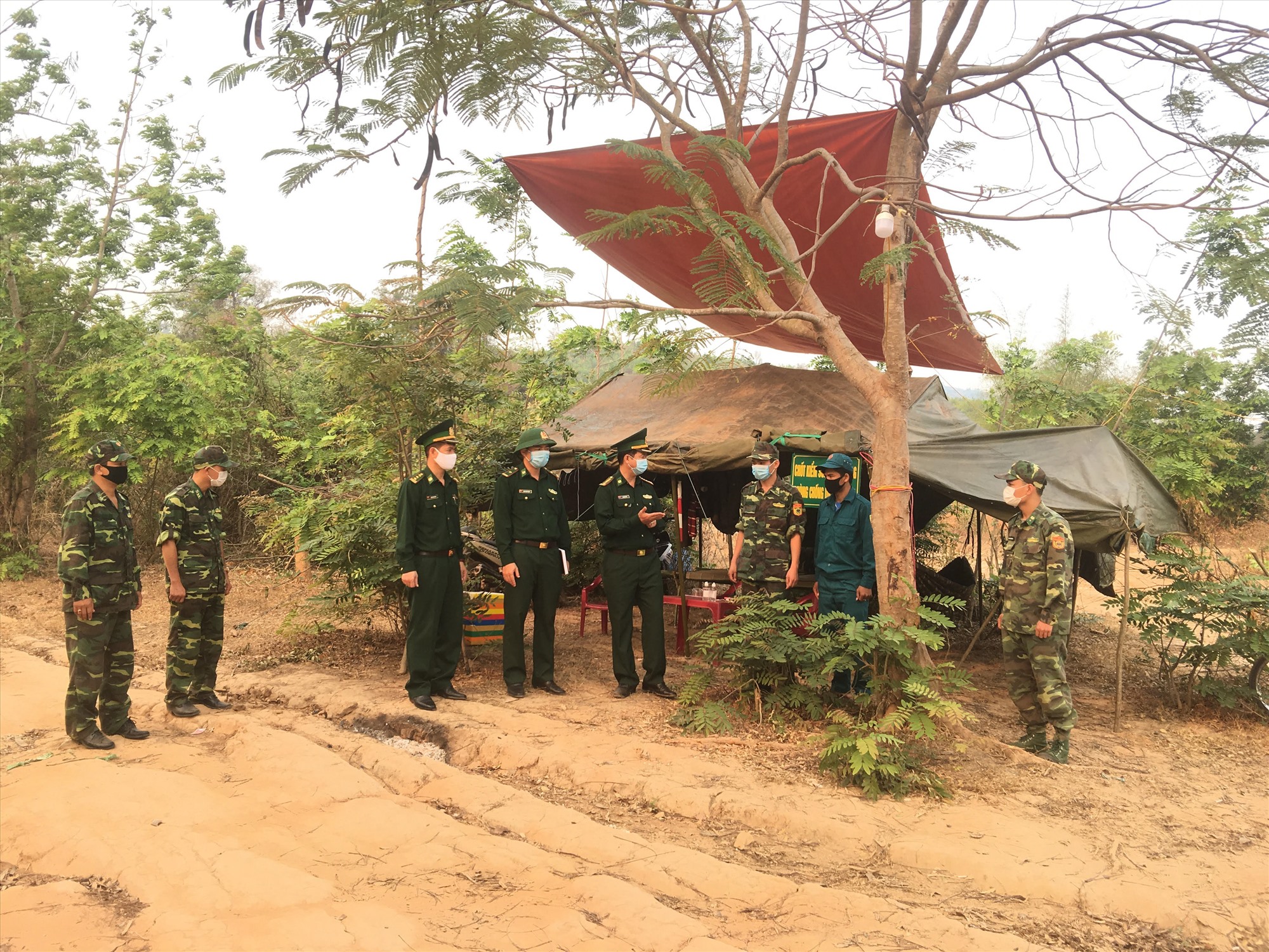 Các tổ chốt kiểm tra của lực lượng biên phòng dọc biên giới Việt - Lào- Ảnh: ĐT