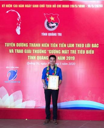 Anh Trần Đăng Hưng là 01 trong 30 gương thanh niên tiên tiến làm theo lời Bác tỉnh Quảng Trị năm 2019