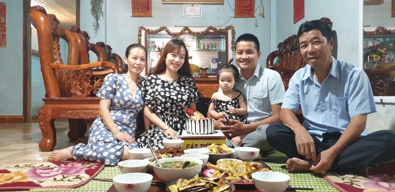 Gia đình 3 thế hệ của cô giáo Nguyễn Thị Như Quỳnh