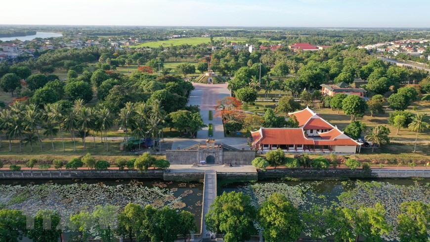 Toàn cảnh Thành Cổ Quảng Trị nhìn từ hướng cổng thành phía Nam. (Ảnh: Hồ Cầu/TTXVN)