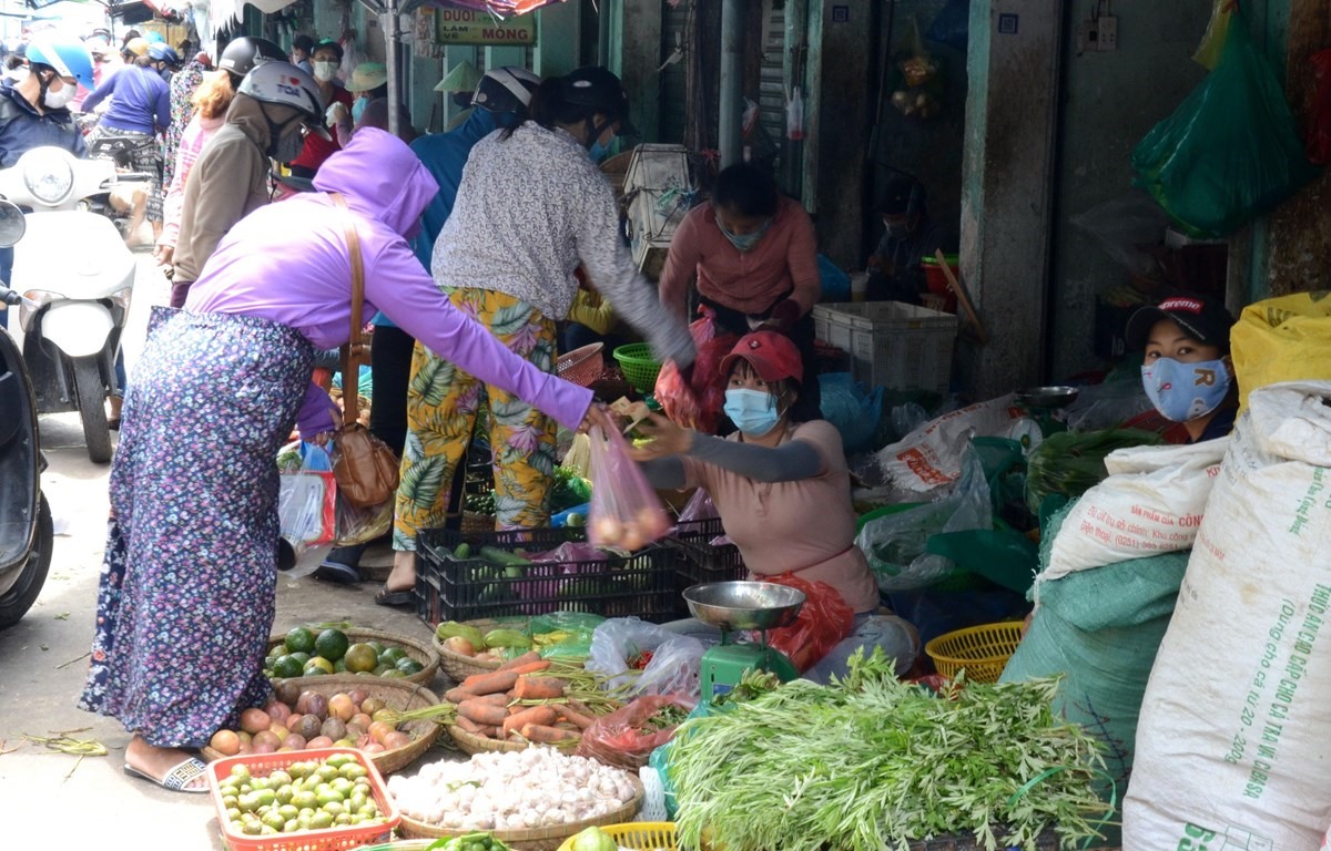 Đà Nẵng đảm bảo lương thực, thực phẩm, nhu yếu phẩm cho nhân dân. (Ảnh: Quốc Dũng/TTXVN)