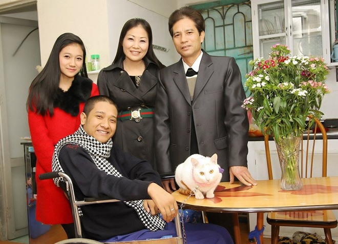 Gia đình chính là điểm tựa giúp anh Tuấn trở thành người có ích.