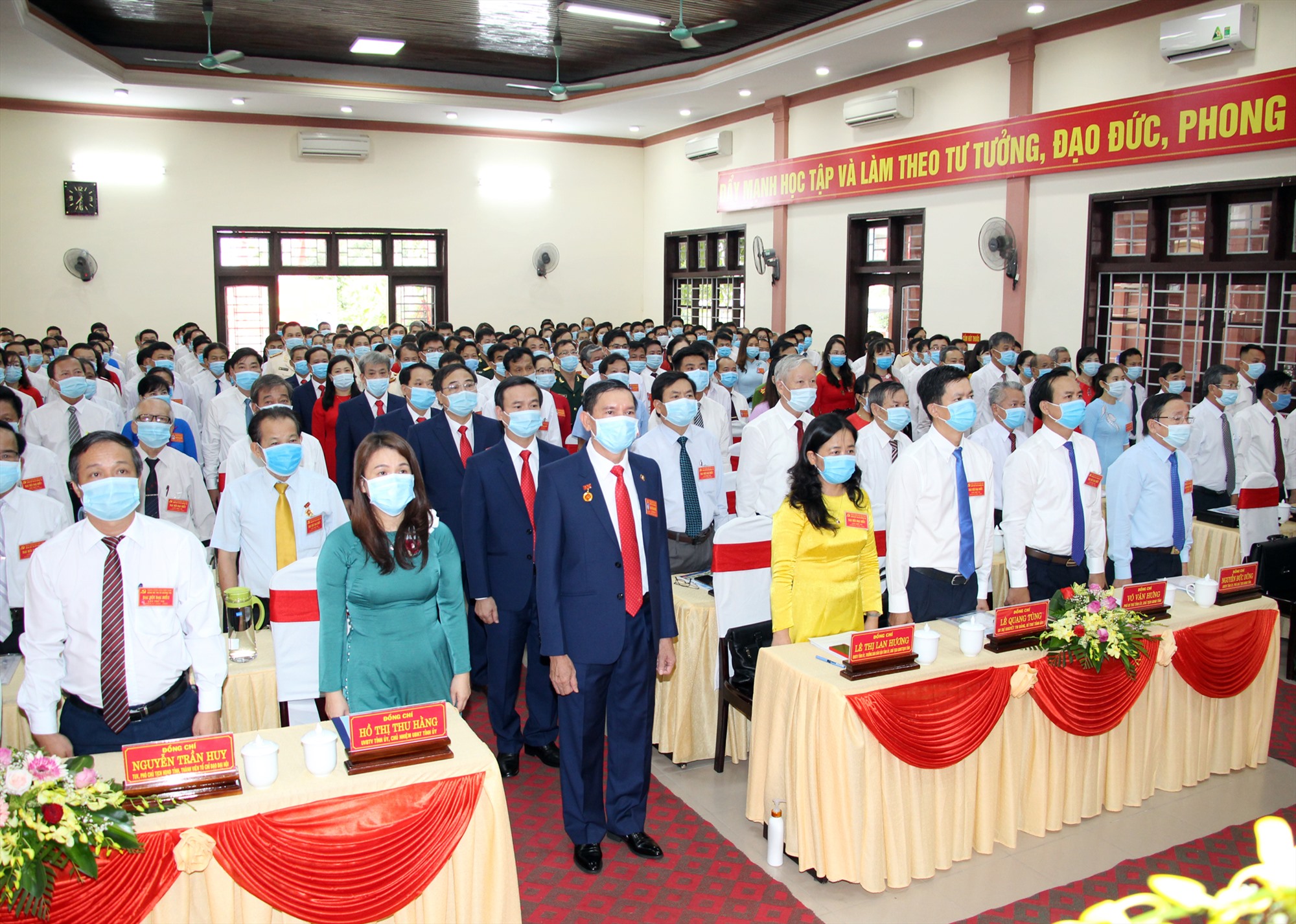 Các đại biểu dự Đại hội đại biểu Đảng bộ thị xã Quảng Trị lần thứ VII, nhiệm kỳ 2020 - 2025 - Ảnh: Thành Dũng