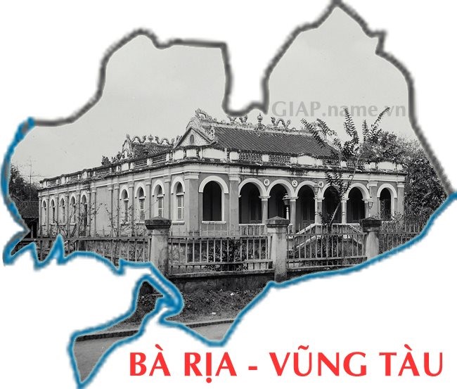 Trong ảnh là tỉnh Bà Rịa chụp khoảng năm 1920-1929.
