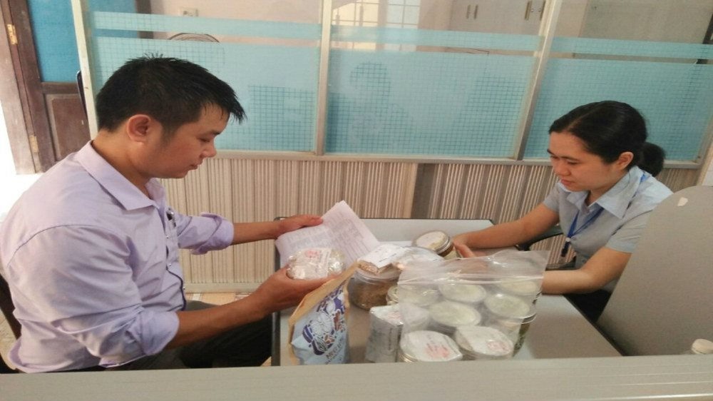 Cơ quan chức năng tỉnh Quảng Trị niêm phong sản phẩm Minh Chay