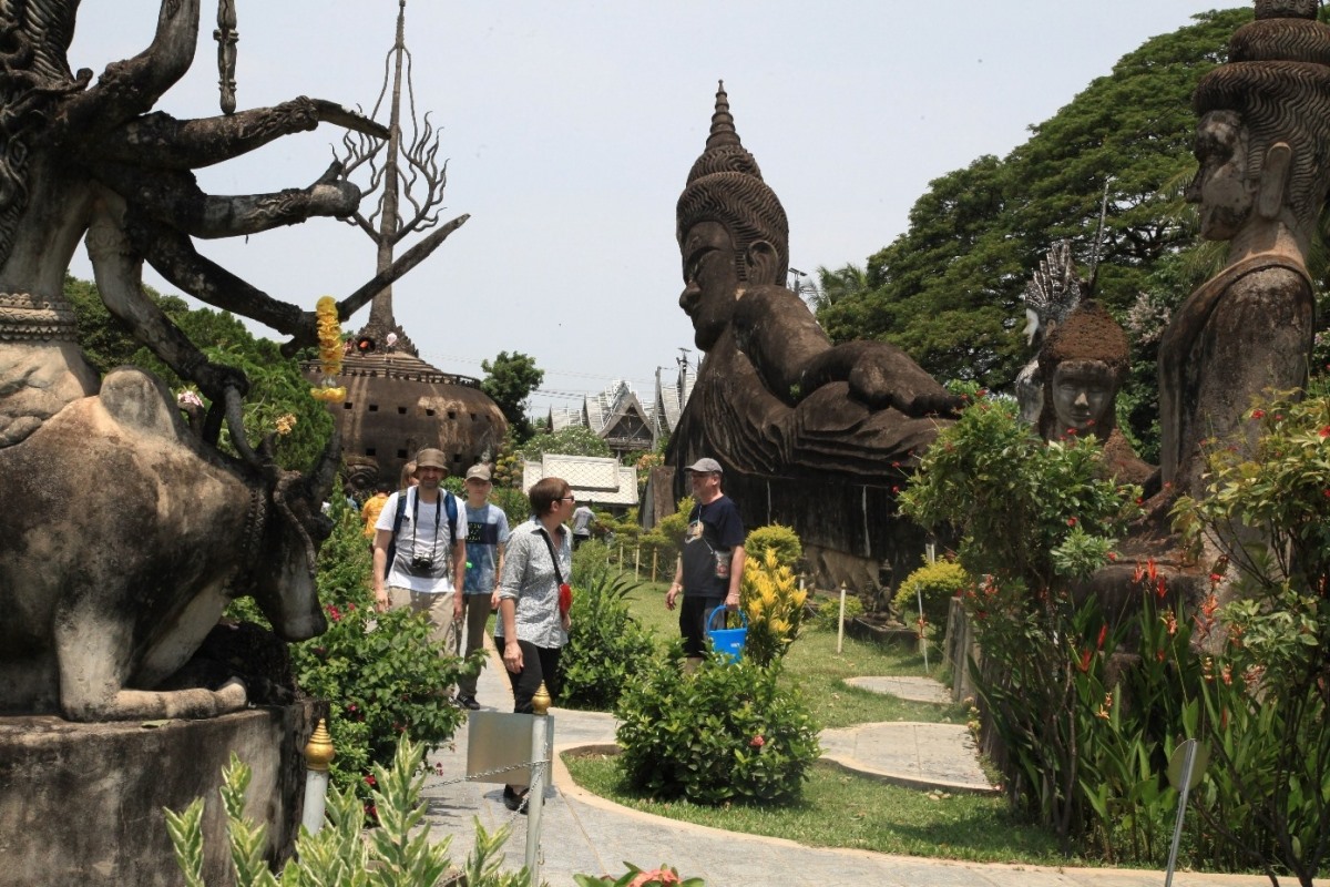 Vườn tượng Phật ở thủ đô Vientiane.