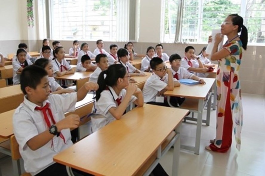 Thông tư số 17/2012/TT-BGDĐT ban hành quy định về dạy thêm, học thêm trong nhà trường. Ảnh minh hoạ: Hải Nguyễn