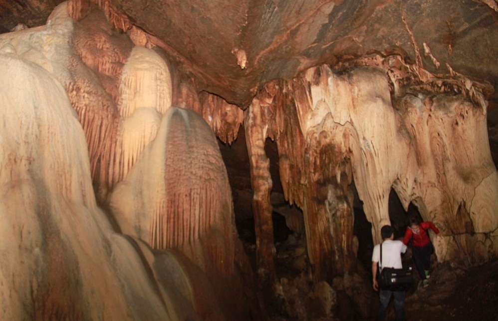Hệ thống hang động hoang sơ, kỳ bí là điểm khám phá lý tưởng khi đến Hướng Hóa