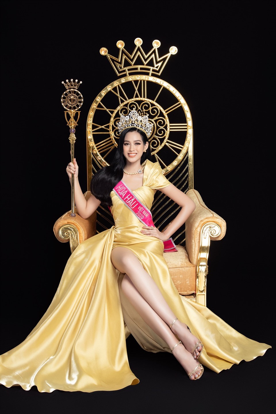 Ngay sau khi đăng quang Hoa hậu Việt Nam 2020, với vẻ đẹp ngọt ngào Đỗ Thị Hà được nhiều người khen ngợi là phù hợp với Miss World. Ảnh: SV.