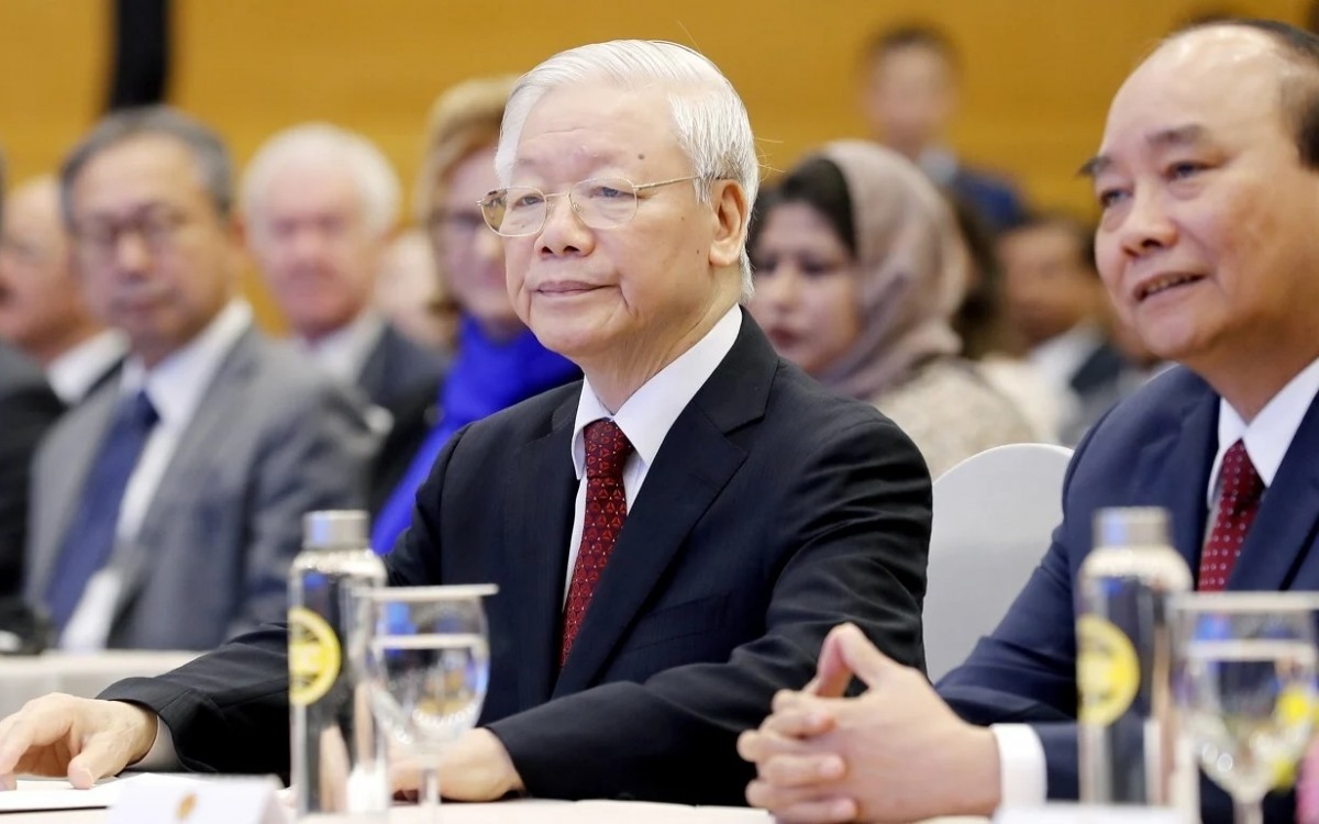 Tổng Bi thư, Chủ tịch nước Nguyễn Phú Trọng, và Thủ tướng Nguyễn Xuân Phúc. Ảnh: EPA.