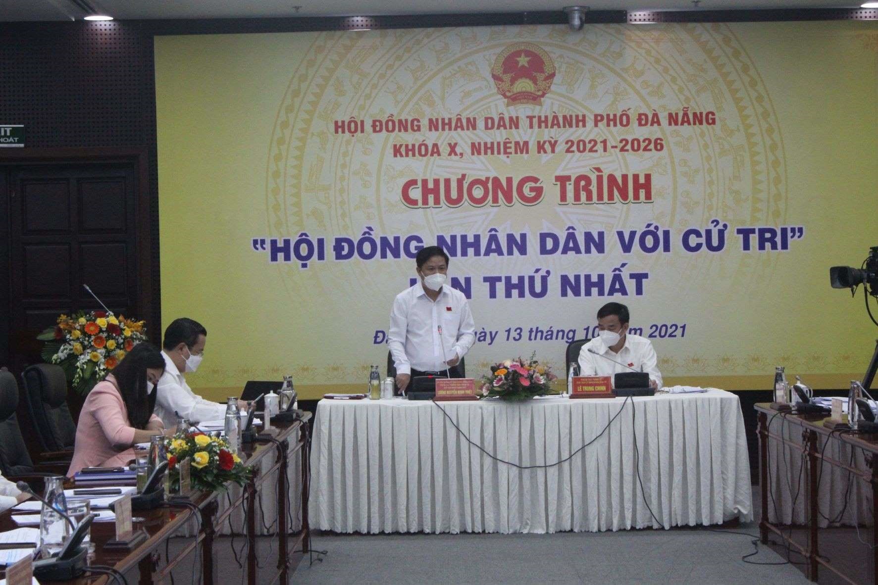 Chương trình “Hội đồng nhân dân với cử tri” lần thứ nhất do HĐND TP. Đà Nẵng tổ chức ngày 13/10 . Ảnh: VGP/Minh Trang