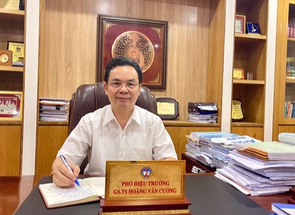 GS. TS Hoàng Văn Cường, Phó Hiệu trưởng Trường ĐH Kinh tế Quốc dân, đại biểu Quốc hội khóa XV. Ảnh: VGP/Phương Liên
