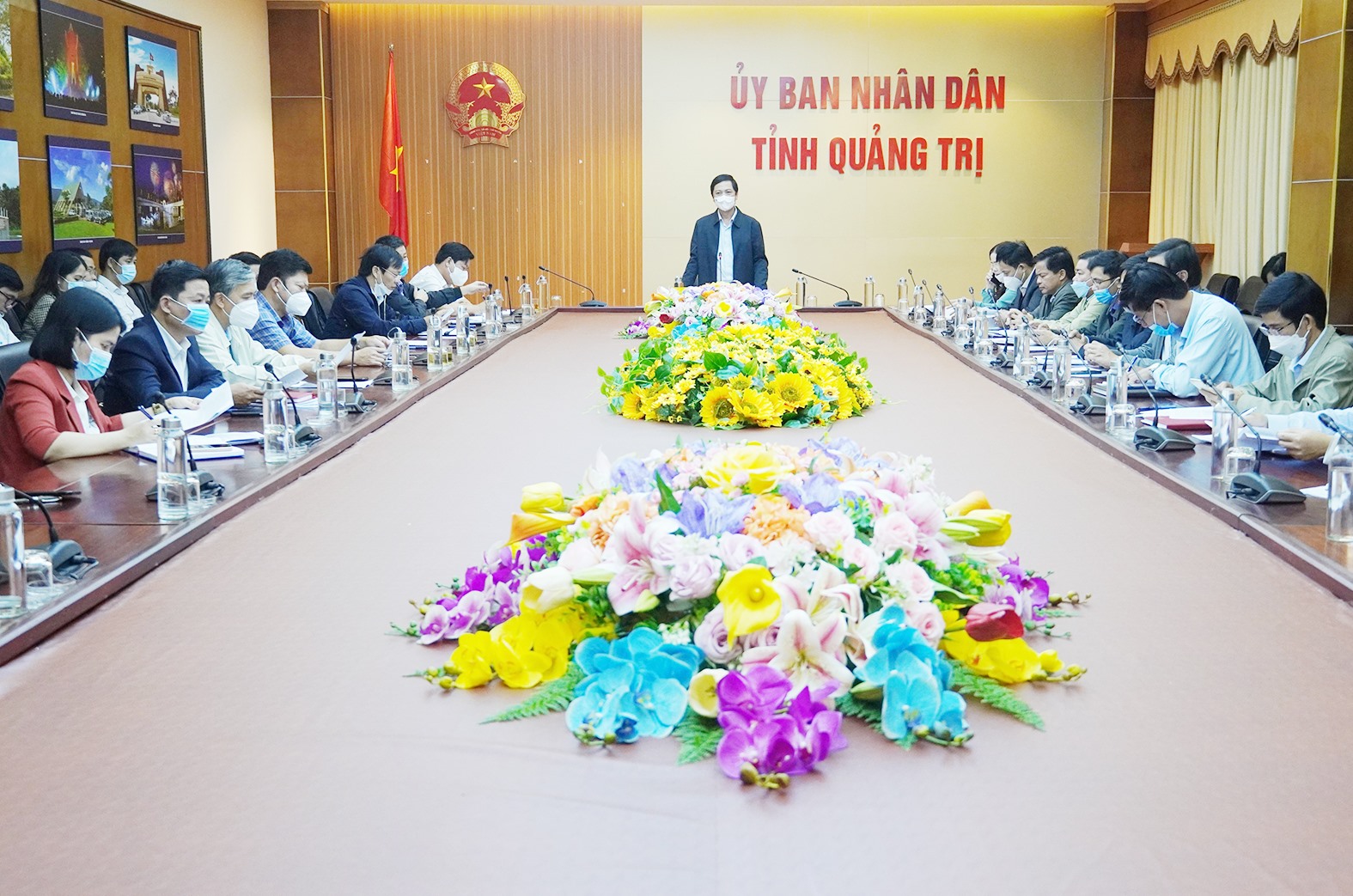 Phó Chủ tịch UBND tỉnh Hoàng Nam đề nghị Sở GD&ĐT và UBND các huyện, thị xã, thành phố tiếp tục rà soát, sắp xếp lại hệ thống trường lớp- Ảnh: Tú Linh