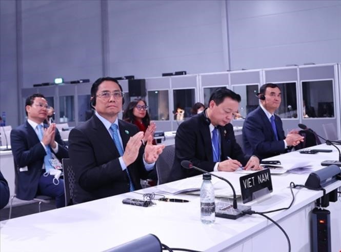 Thủ tướng Chính phủ Phạm Minh Chính và Đoàn đại biểu Việt Nam tham dự Lễ khai mạc Hội nghị Thượng đỉnh về biến đổi khí hậu. Ảnh TTXVN