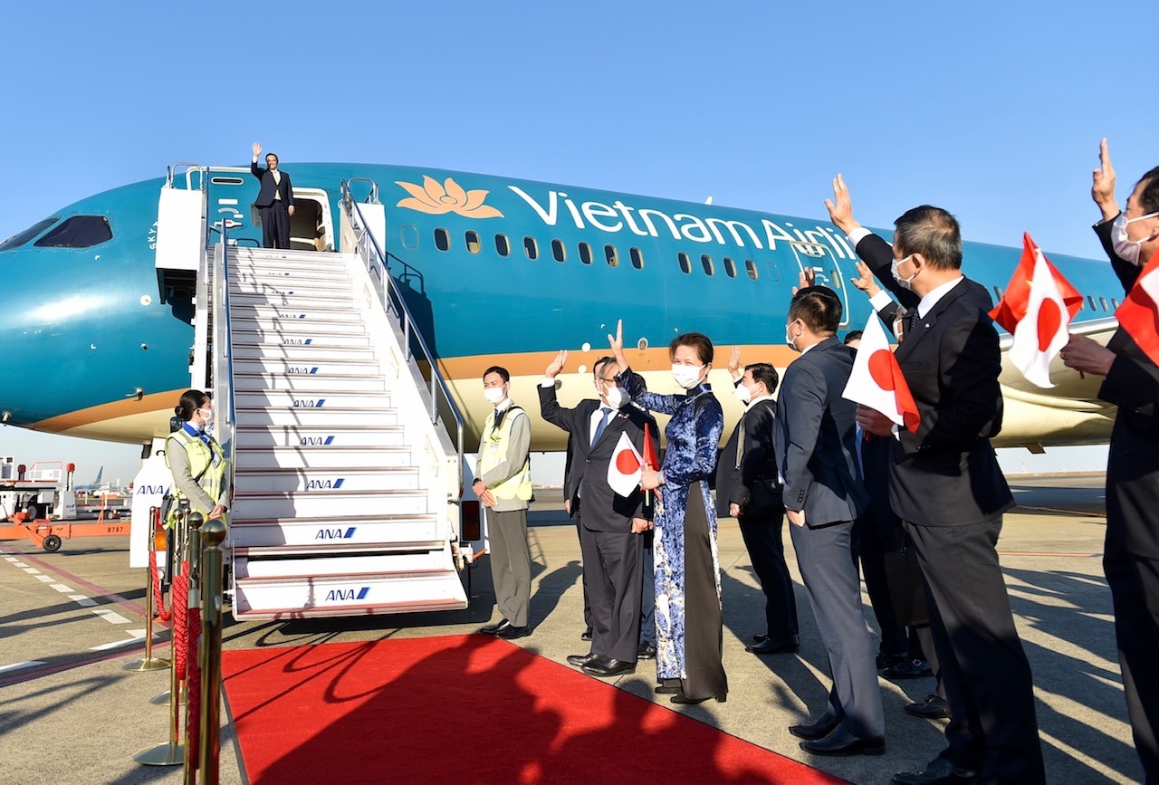 Thủ tướng rời Tokyo lên đường về nước chiều 25/11 theo giờ địa phương. Ảnh: VGP/Nhật Bắc
