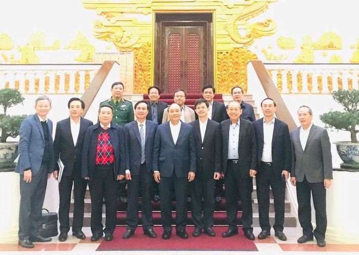 Thủ tướng Chính phủ Nguyễn Xuân Phúc làm việc với lãnh đạo tỉnh Quảng Trị về một số định hướng quan trọng phát triển địa phương trong thời gian tới.