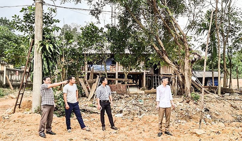 Phần đất ông Hồ Văn Bình tự nguyện hiến để xây dựng công trình nhà ăn tập thể Trường Phổ thông dân tộc bán trú Tiểu học Vĩnh Ô - Ảnh: N.T​