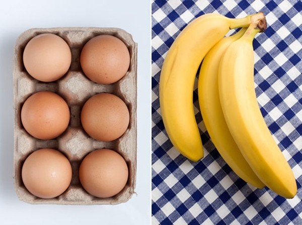 Chuối và trứng là hai loại thực phẩm có thể ăn sáng mà không sợ béo. Đồ hoạ: T.A.