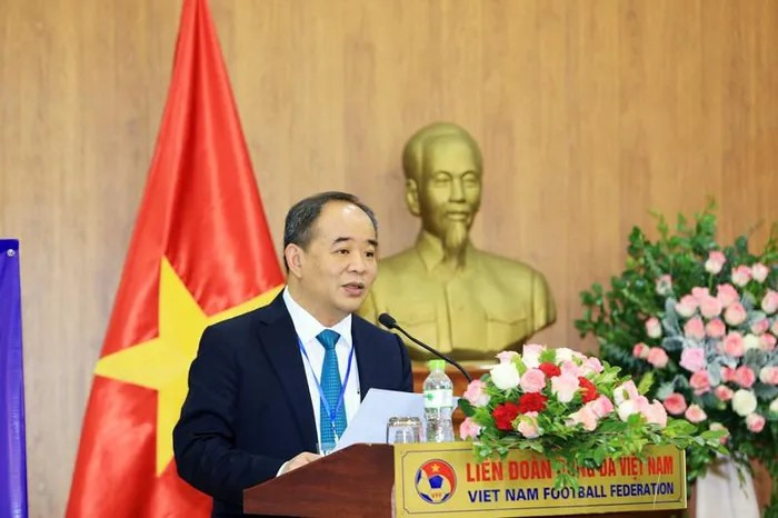Ngoài đảm nhiệm chức vụ Chủ nhiệm Văn phòng Chủ tịch nước, ông Hải còn là Chủ tịch Liên đoàn bóng đá Việt Nam (VFF).