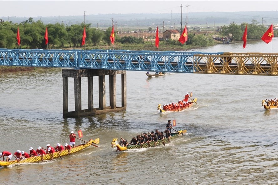 Giải Đua thuyền truyền thống nằm trong khuôn khổ Lễ hội Thống nhất non sông dừng triển khai để phòng dịch COVID-19. Ảnh: HT