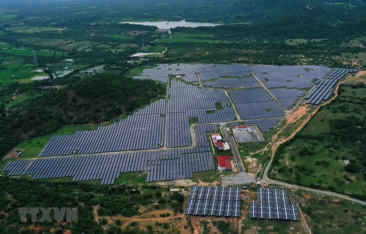 Một nhà máy điện Mặt Trời ở tỉnh Ninh Thuận. (Ảnh: Ngọc Hà/TTXVN)