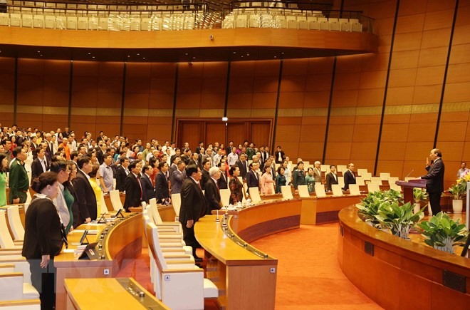 Chủ tịch nước Nguyễn Xuân Phúc tuyên thệ nhậm chức. (Ảnh: Trí Dũng/TTXVN)