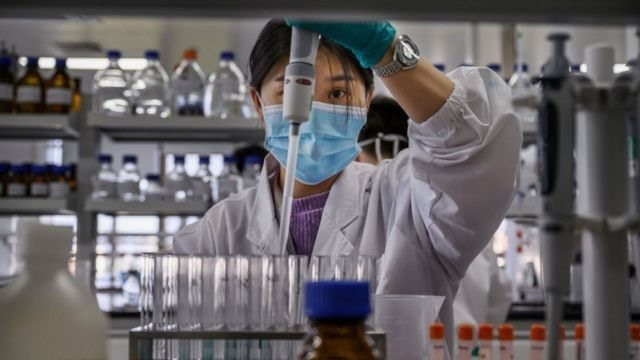 Việt Nam dự kiến sẽ sản xuất vaccine trong năm 2021.