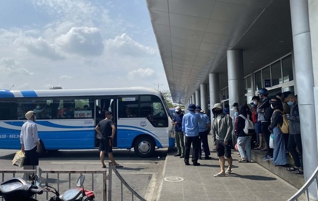 Dừng hoạt động vận tải khách từ Đà Nẵng đến Thừa Thiên-Huế và ngược lại. (Ảnh: Văn Dũng/TTXVN)