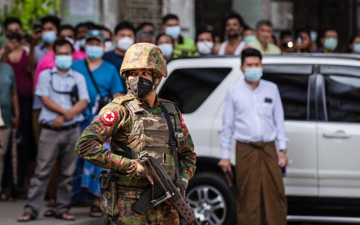 Binh sĩ Myanmar sau đảo chính. Ảnh: al Jazeera.