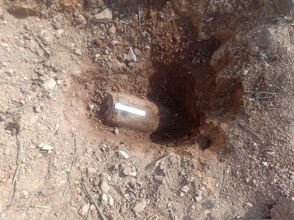 Quả bom phát hiện nằm cách mặt đất 0,5m