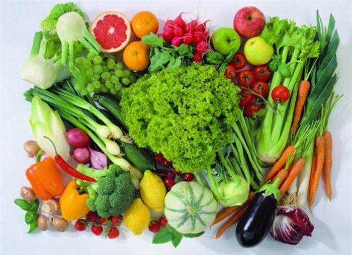 Ăn nhiều rau xanh lại giúp giảm nguy cơ mắc bệnh u xơ tử cung.