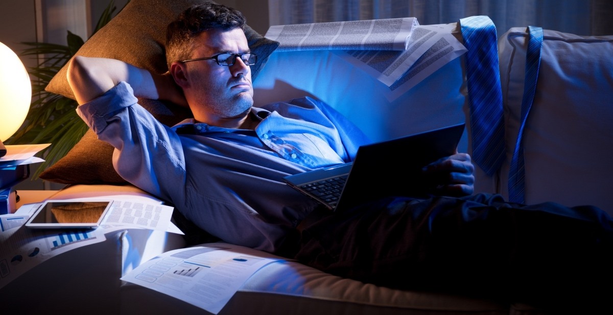 Nghiên cứu cho thấy, tiếp xúc nhiều với ánh sáng nhân tạo có thể làm rối loạn giấc ngủ, rối loạn nhịp sinh học của cơ thể và dẫn đến nguy cơ rối loạn đường huyết.