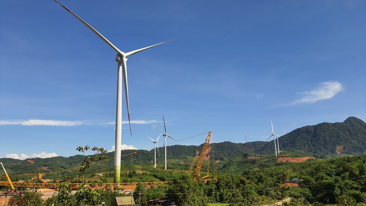 Có 17 nhà máy điện gió trong khu vực đăng ký truyền tải điện về TBA 220kV Lao Bảo