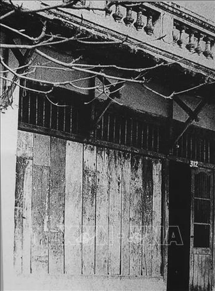 Nhà số 312, phố Khâm Thiên (Hà Nội), nơi đại biểu các tổ chức Cộng sản ở Bắc Kỳ thành lập Đông Dương Cộng sản Đảng (một trong 3 tổ chức tiền thân của Đảng Cộng sản Việt Nam), ngày 17/6/1929. Ảnh: Tư liệu/TTXVN phát