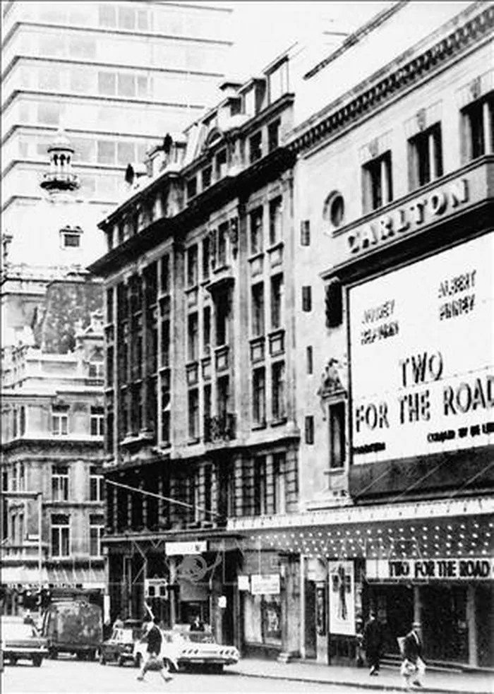 Khách sạn Carlton ở London là nơi người thanh niên yêu nước Nguyễn Tất Thành làm việc trong thời gian sống ở nước Anh (năm 1914). Ảnh: Tư liệu TTXVN
