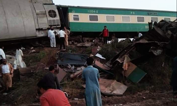 Hiện trường vụ tai nạn (Nguồn: DawnNewsTV)