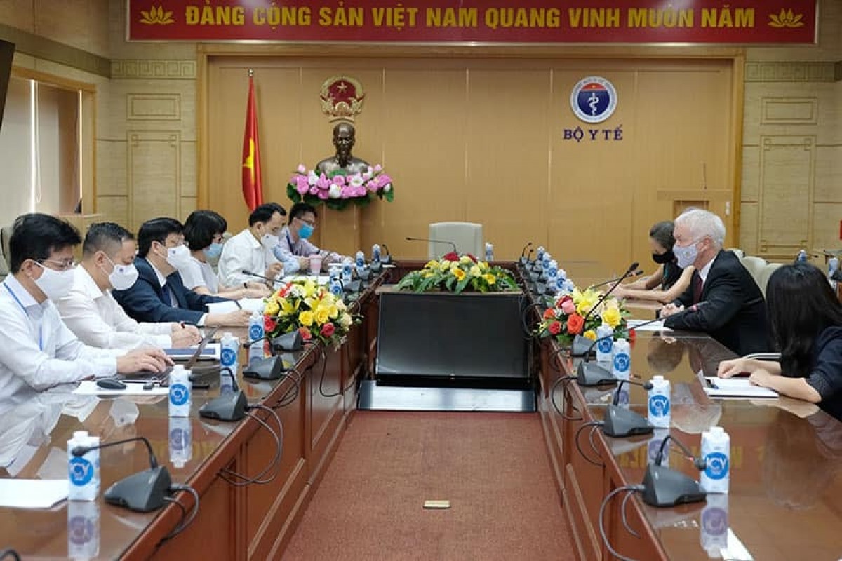 Bộ trưởng Nguyễn Thanh Long tiếp các đại sứ. (Ảnh: Trần Minh)