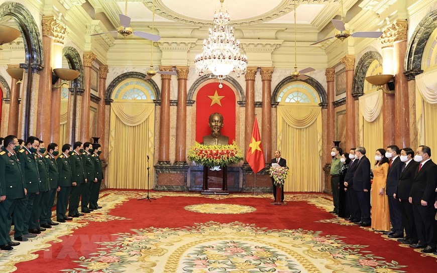 Toàn cảnh lễ trao quyết định thăng quân hàm Đại tướng cho Bộ trưởng Quốc phòng Phan Văn Giang. (Ảnh: Thống Nhất/TTXVN)