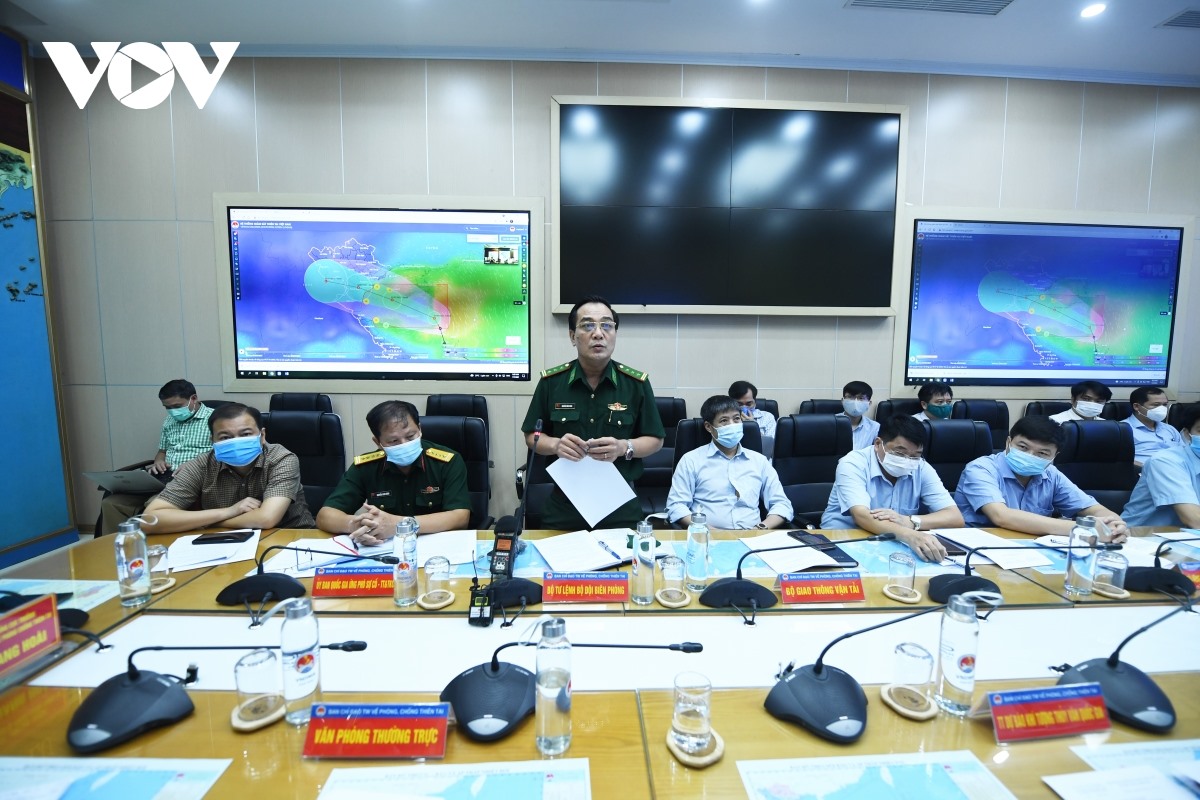 Thượng tá Nguyễn Đình Hưng – Phó trưởng phòng cứu hộ cứu nạn (Bộ tư lệnh Bộ đội biên phòng) phát biểu.
