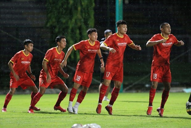 Các cầu thủ U22 Việt Nam tập luyện trên sân Trung tâm đào tạo bóng đá trẻ Việt Nam tại Hà Nội, để chuẩn bị cho vòng loại U23 châu Á 2022. (Nguồn: VFF)