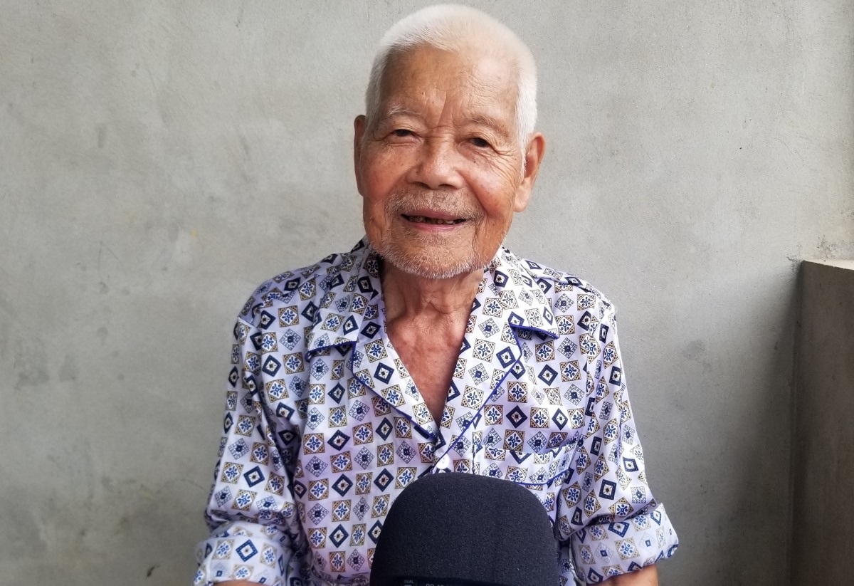Ông Ma Văn Vàng, 90 tuổi tại xã Nghĩa Tá, huyện Chợ Đồn, tỉnh Bắc Kạn